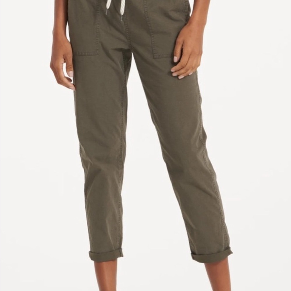 Vuori Ripstop Pants Organic Cotton Dark Oregano Hiking Women’s Medium EUC